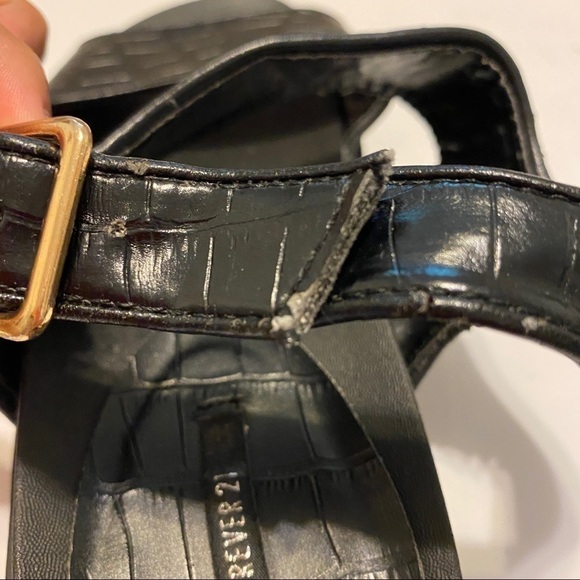 Dad sandal size 7.5 forever 21 mock croc detail - Picture 6 of 12